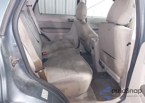 2011 Ford Escape Xlt from USA, damaged, VIN 1FMCU0D72BKA42164